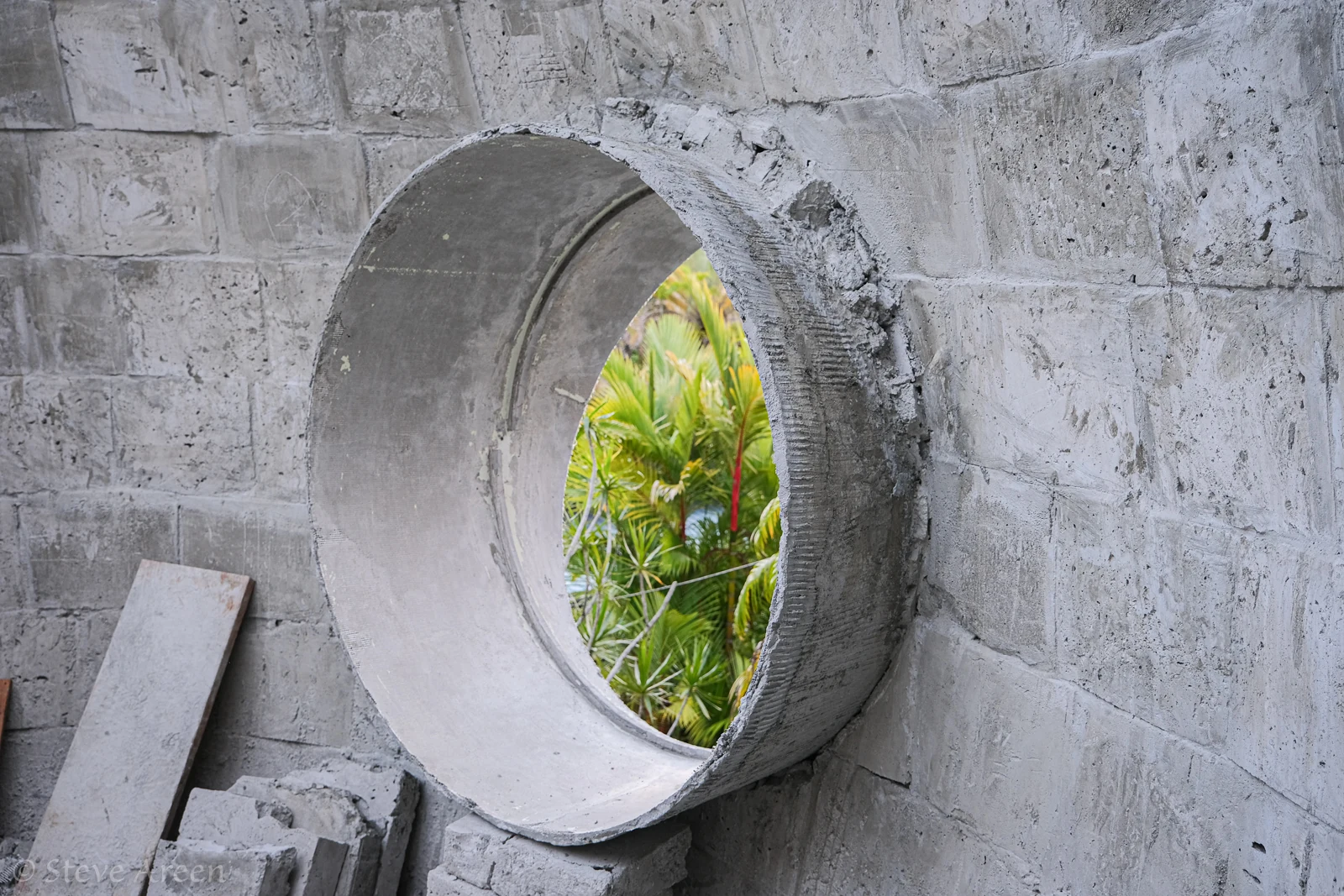 Circular window opening in the aircrete dome shell.